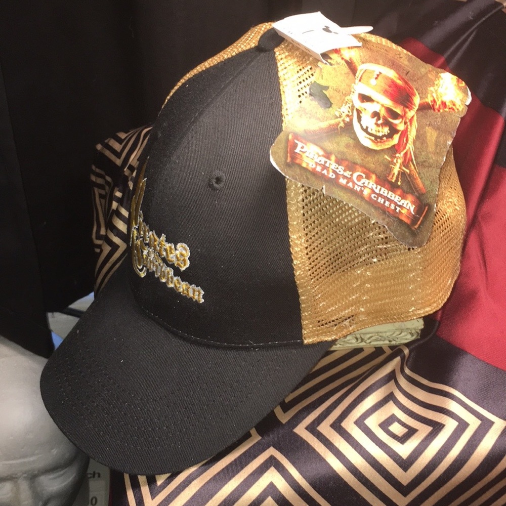 Disney’s Pirates of Caribbean dead man’s chest hat